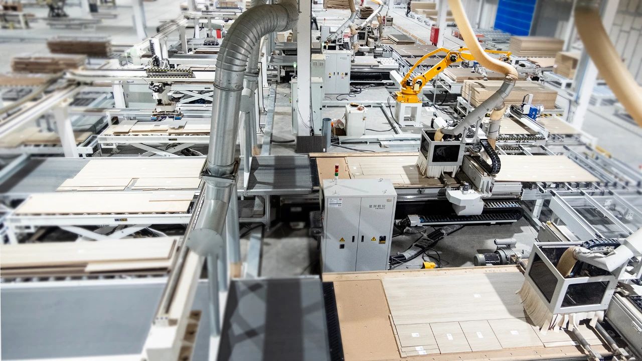 Bezpilotní linka, vyberte Excitech! Ocenění případu projektu Guangdong Smart Factory.