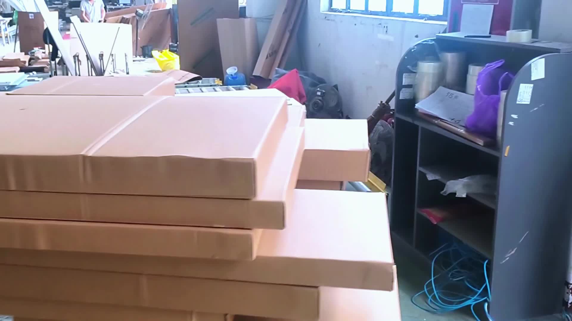 Inteligentní automatická balicí linka byla aplikována v různých průmyslových odvětvích.