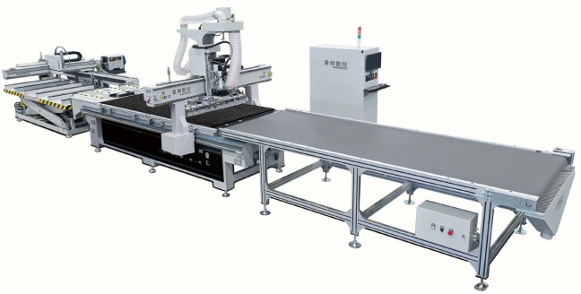 Bezprašný řezací stroj Dřevořezací stroj Excitech CNC Machine